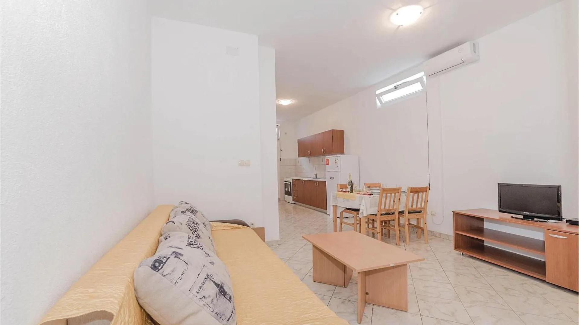 Cozy Apartment In Biograd With Wifi Biograd Na Moru